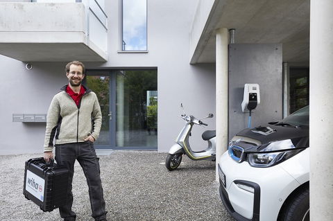 Sicher und effizient arbeiten an Ladesäulen und Wallboxen