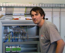 Tiroler gewinnt die Staatsmeisterschaften 2012 der jungen Elektroinstallationstechniker