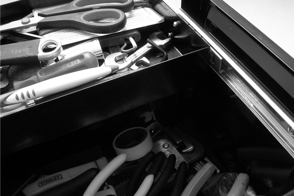 How to properly organise a tool box