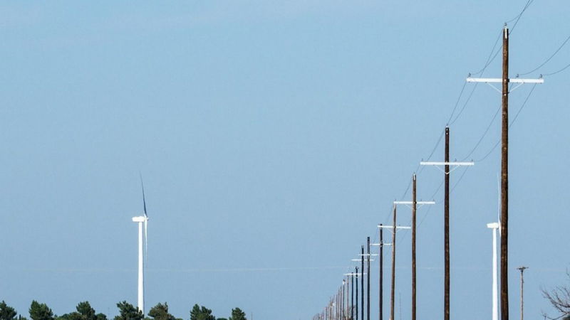 Resolvendo problemas com qualidade de energia (Tensão/Frequência) – o que são e como corrigi-los