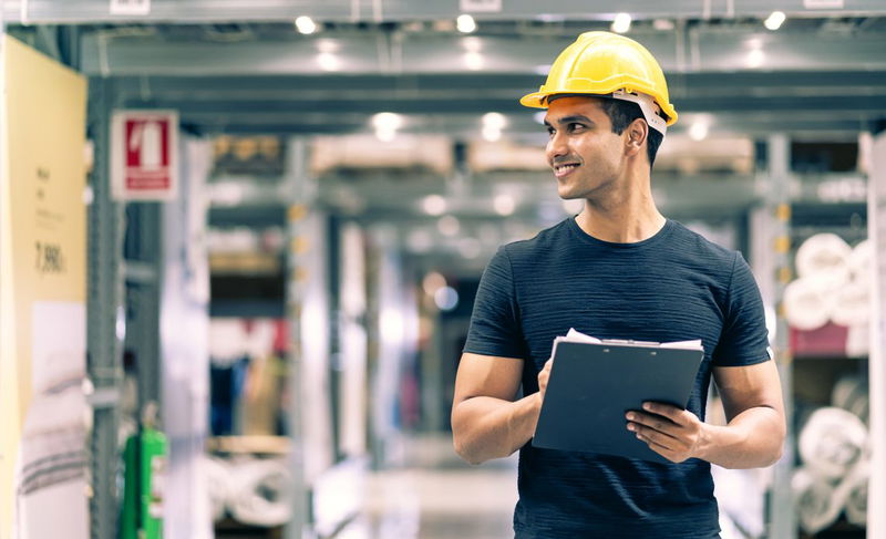 Como posso realizar o Reparo em Inversores de Frequência?