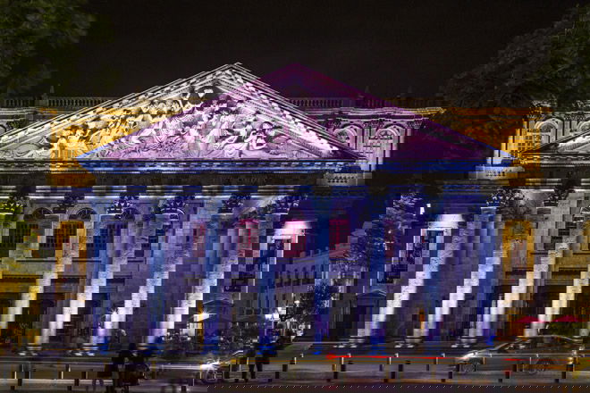 A Philips Lighting ilumina a fachada do marco cultural de Guadalajara, com iluminação LED conectada