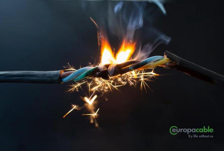 Neuer Leitfaden für mehr Sicherheit in Gebäuden – Europacables Einblicke in feuerbeständige Kabel