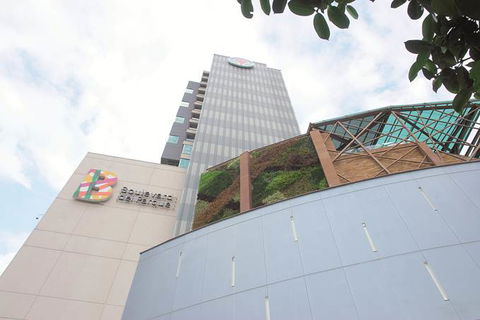 Centro Comercial Parque Caracolí