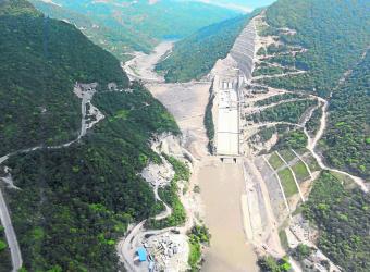 Gobierno aprueba venta del 57,6 % que tiene en Isagén