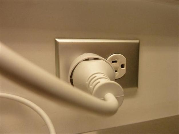 Consejos para prevenir accidentes con electricidad