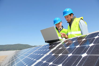 Aplicación electrónica para el ahorro de energía eléctrica utilizando una energía alternativa