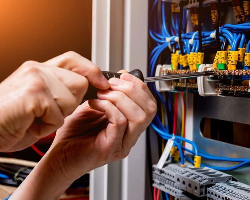 Lo que debes saber sobre las normas RETIE para instalaciones eléctricas residenciales