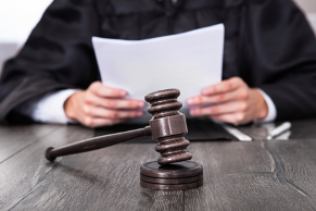 Illegale Verkäufe von Beleuchtung bei eBay und Amazon: Lauterer Wettbewerb e.V. erreicht Ahndung durch Ordnungsgelder