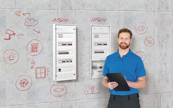 Das perfekte Duo Stromkreisverteiler UK600 ab 1. Juli 2023 auch als Aufputzvariante AK600 verfügbar*