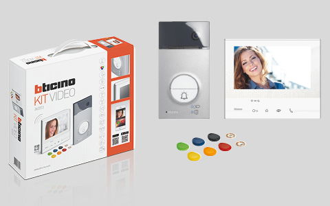 Hausstation Classe 300 X13E auch im Flex'ONE Sprechanlagen-Set erhältlich