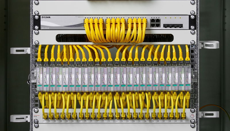 DEHNpatch – Überspannungsschutz für die Ethernet-Infrastruktur
