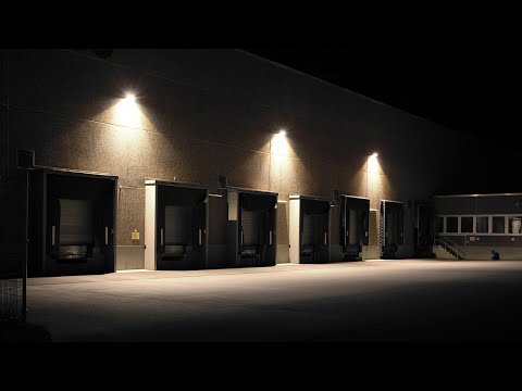 LEDVANCE FLOODLIGHT PERFORMANCE | LEISTUNGSSTARK, ROBUST, PRÄZISE