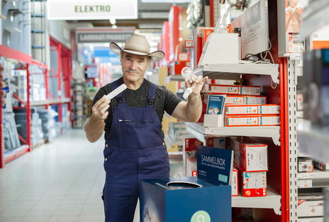 Konny Reimann engagiert sich für Lampen-Recycling