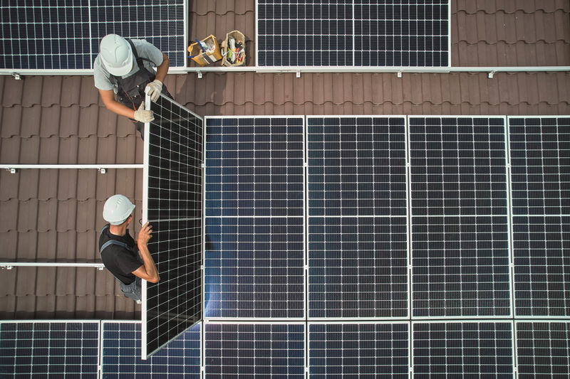 Die OBO-Komplettlösung für eine rundum sichere PV-Anlage