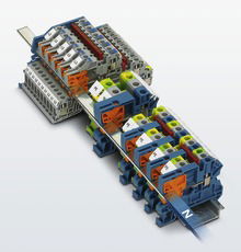 Installationsverteiler verdrahten mit Reserve