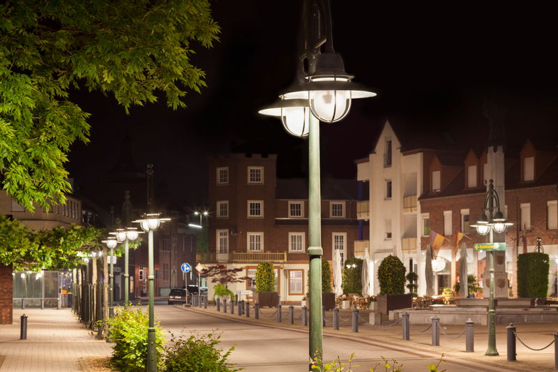 1:1 Austausch von verbotenen Quecksilberdampflampen durch LED Essence HRL EM