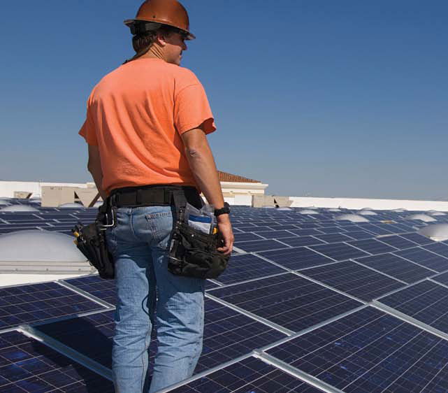 Sonne, Wind und Elektromobilität brauchen intelligente Netze