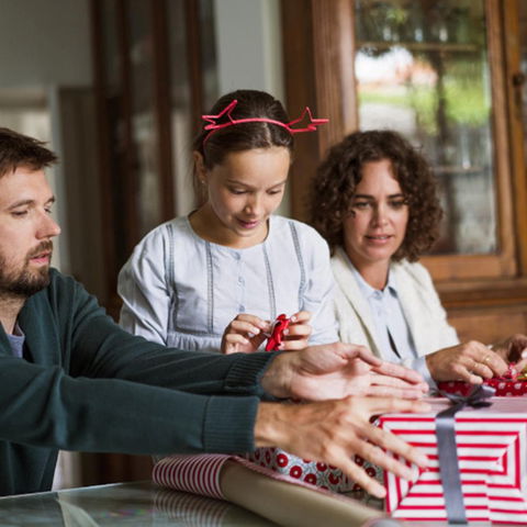 Tolle Gewinne warten in unserem Adventskalender auf Sie!
