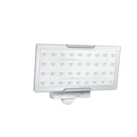 Strahlt formvollendet - XLED PRO Wide/ XLED PRO Square