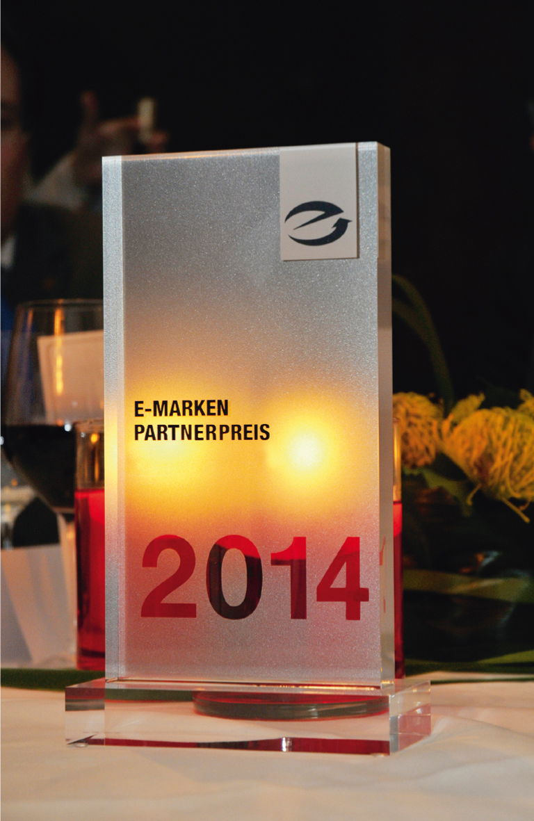 ZVEH verleiht auch 2014 E-Marken-Partnerpreise
