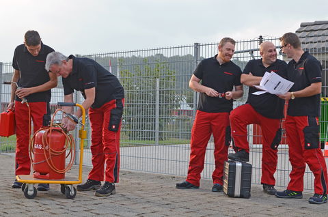 BBC CELLPACK SUCHT ANWENDUNGSTECHNIKER BEREICH ELEKTROTECHNIK (M/W/D)