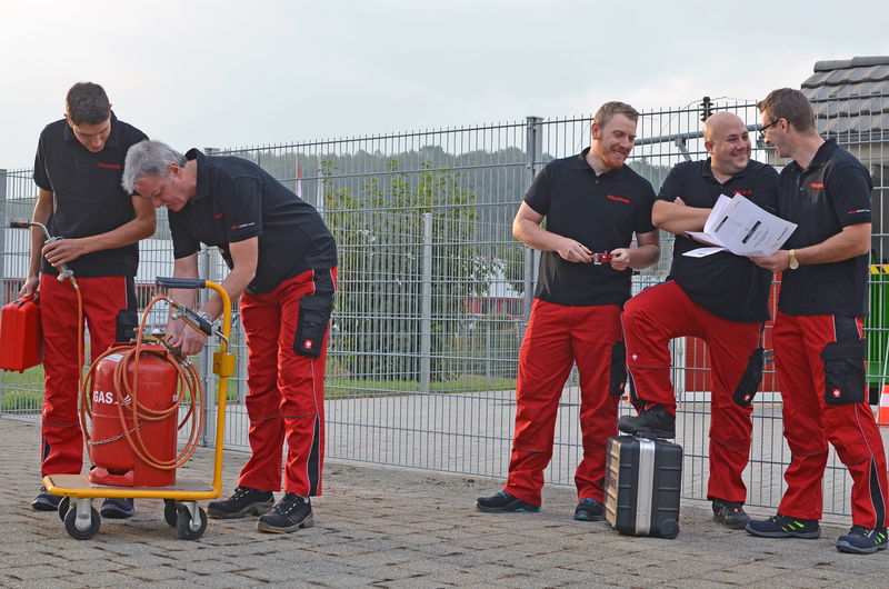 BBC CELLPACK SUCHT ANWENDUNGSTECHNIKER BEREICH ELEKTROTECHNIK (M/W/D)