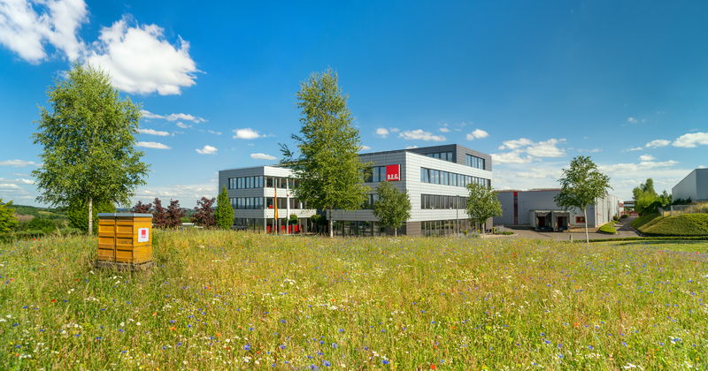 NetX im Hauptsitz der B.E.G. Brück Electronic GmbH - Klimaschutz, Effizienz, Komfort und Flexibilität durch Gebäudeautomation