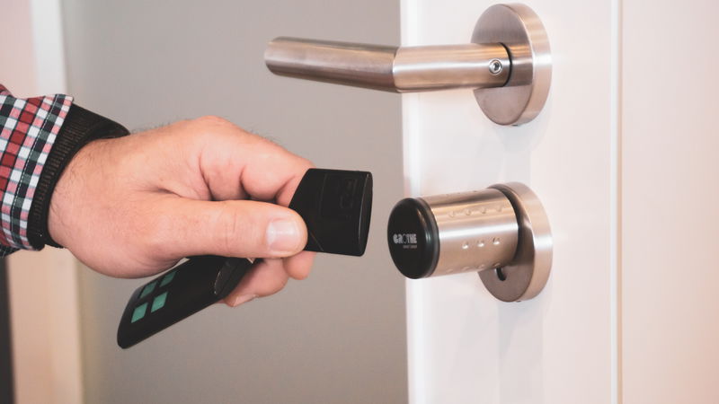 Sicher, Zuverlässig und smarte Komfort - Die digitale Lösung für einen entspannten Gebäudezutritt