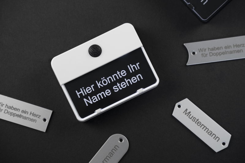 Personalisieren Sie Ihr Zuhause: Grothe führt Gravur-Service für Türklingeln ein