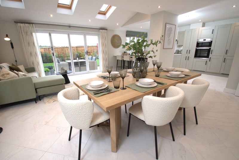 Luceco celebrates 10 year partnership with Jones Homes