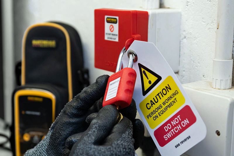 Heating and Air Conditioning Engineers - Stay safe around electricity