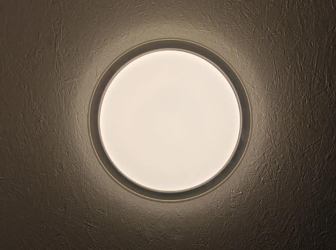 LUNAnoir Eleganz mit Charakter