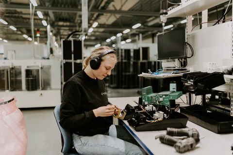 Wie Zaptec Ladestationen überholt und recycelt