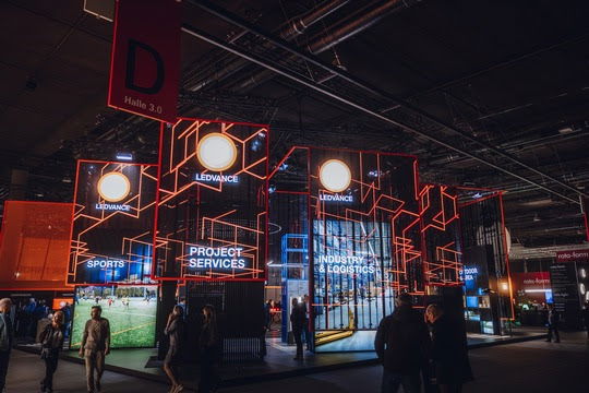 Mit KI-Technologie, Interaktion und Praxisnähe: LEDVANCE setzt Impulse auf der Light + Building 2026