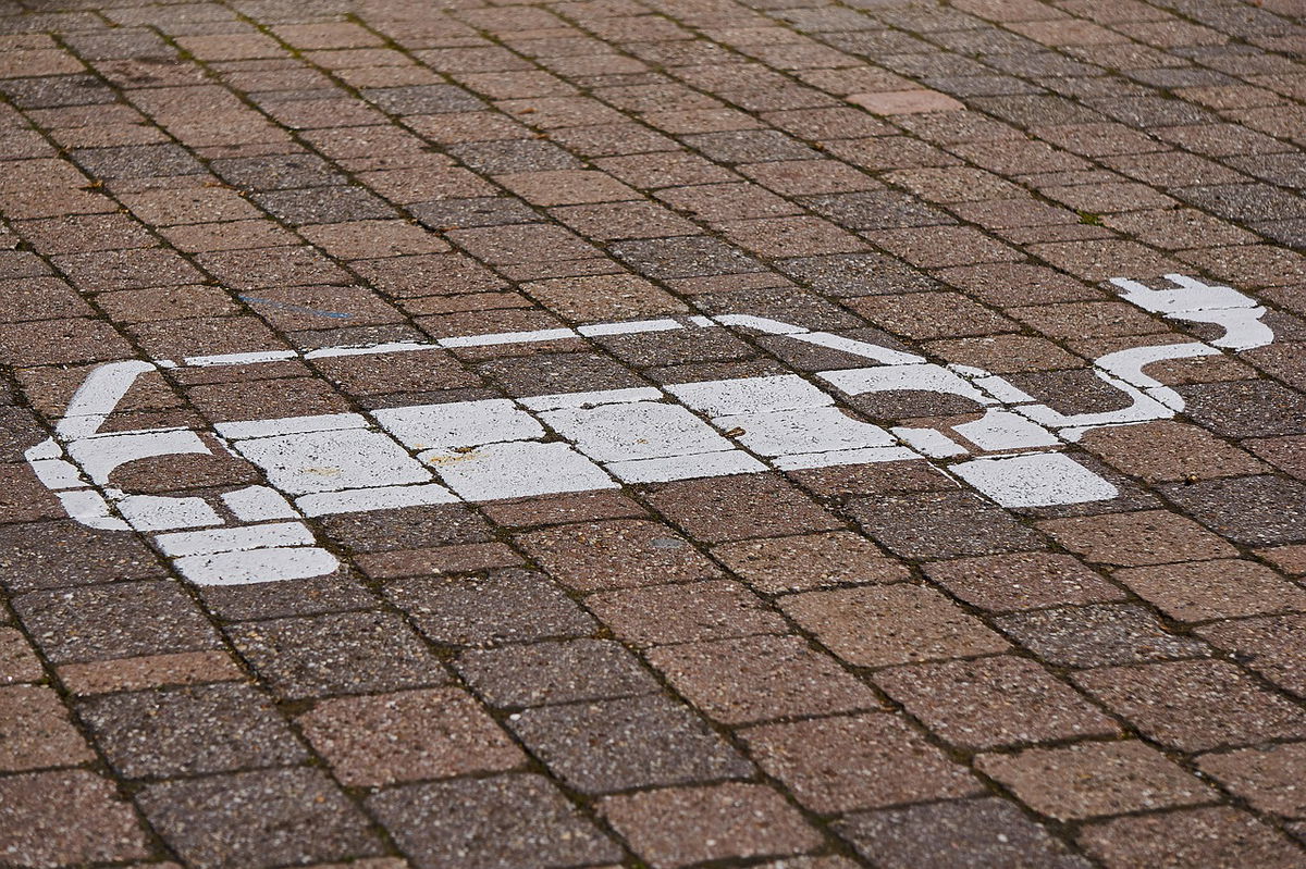 Installing EV charge points: 5 talking points - Voltimum UK