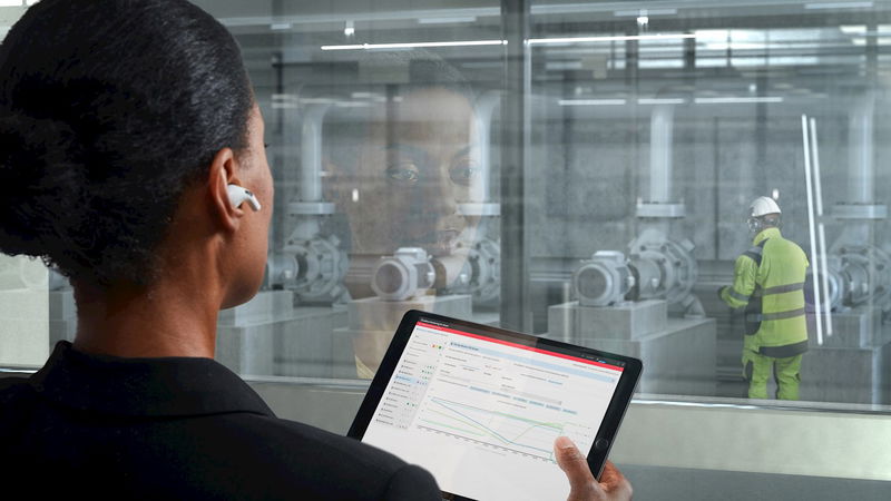 La aplicación ABB Ability TM SmartTracker facilita la monitorización del SAI