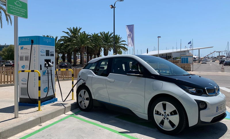 EVcharge: El software que garantiza el éxito de la infraestructura de carga en verano