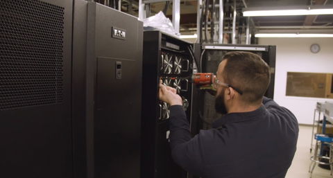 Mantenimiento de la red eléctrica, clave para evitar accidentes domésticos