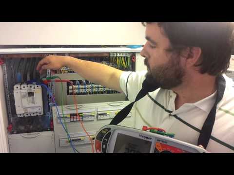 Secuencia de Fases con MFT1835 Comprobador Multifunción Megger