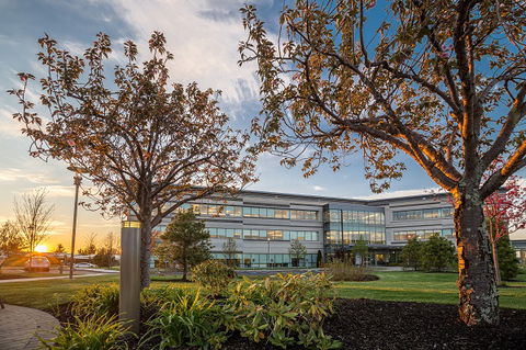 ISO, LEED, BREEAM… ¿Cómo contribuye EcoStruxure a la certificación sostenible de edificios?