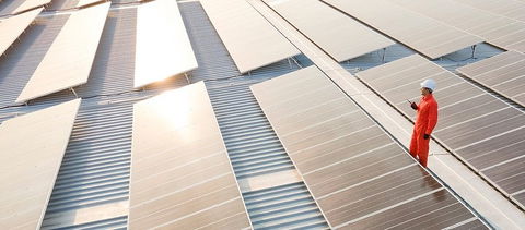 Manhattan impulsa la transformación global de la red de distribución y transporte de Schneider Electric