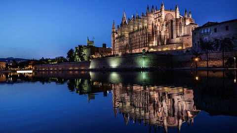 Iluminación arquitectónica de la Catedral de Palma de Mallorca