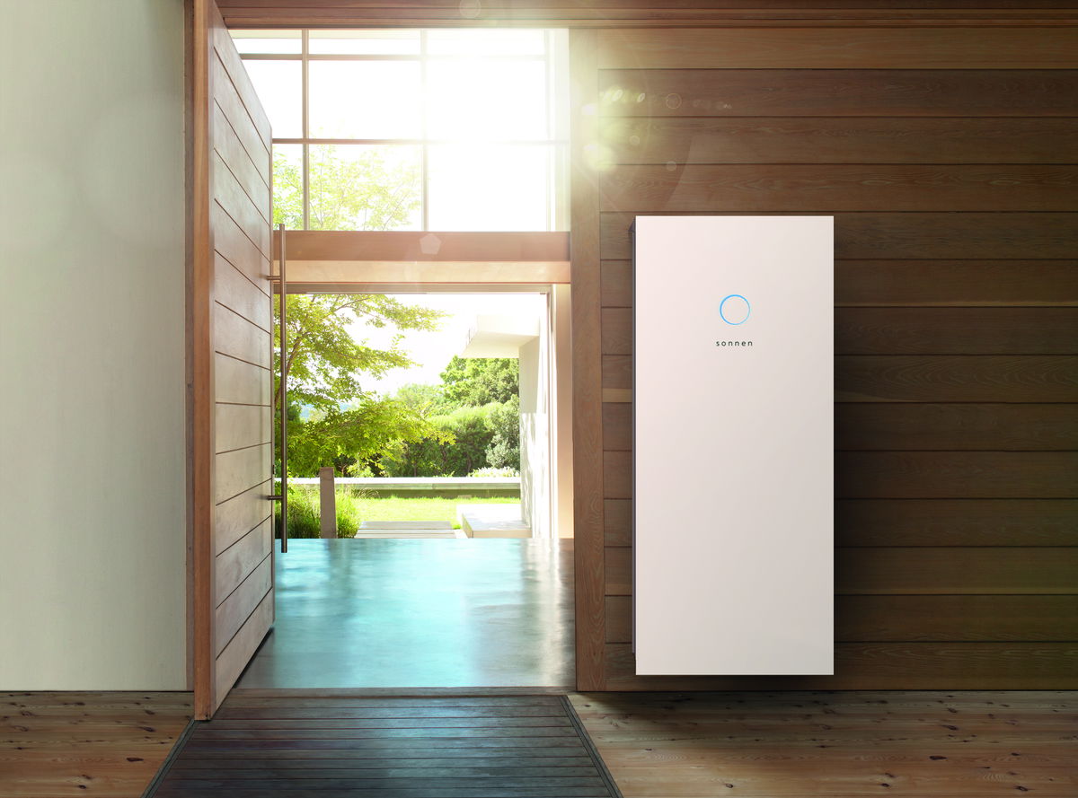 El binomio baterías inteligentes de almacenamiento energético y la curva de pato