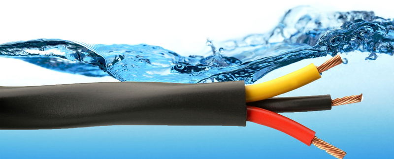 ¿En qué medida se puede exponer un cable eléctrico a la humedad?