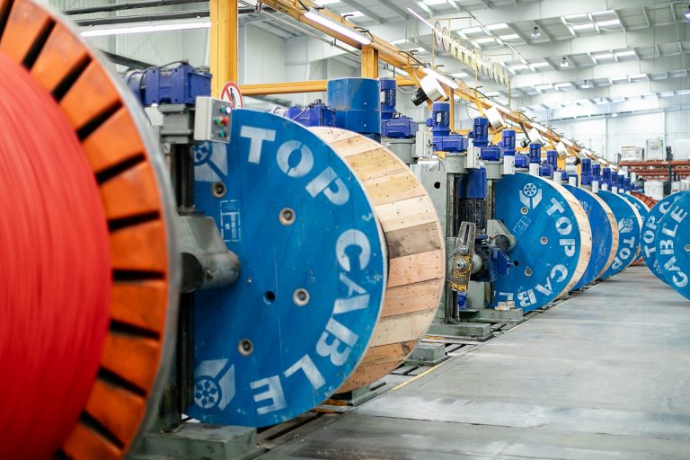 Recubrimientos de un cable eléctrico