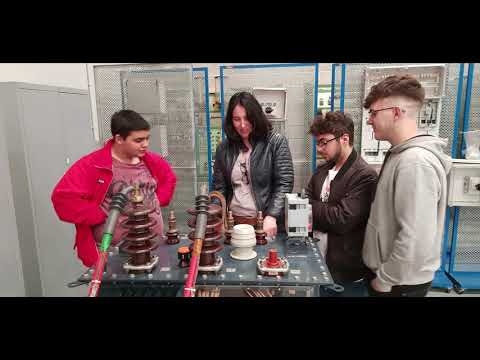 IES Marismas y Signify, en el CIFEE de Torrelavega