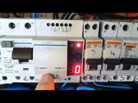 Interruptor diferencial con rearme automático y control remoto