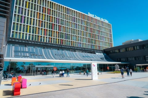 El Hospital Sant Joan de Déu moderniza sus instalaciones con soluciones KNX de Schneider Electric, reduciendo los costes energéticos en un 40%