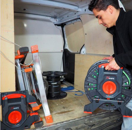 Déroulage des câbles : simplifiez-vous la vie sur les chantiers avec le kit MOBIWAY™ MOB